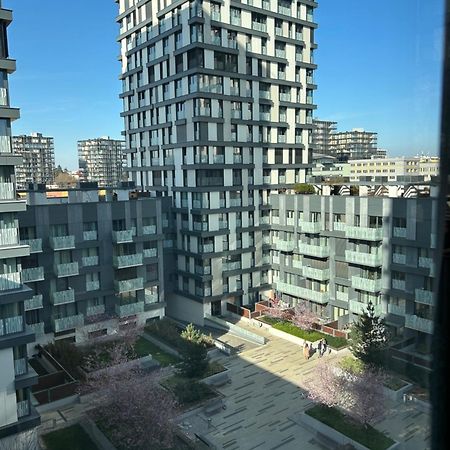 Апартаменти Garden Towers Прага Екстер'єр фото